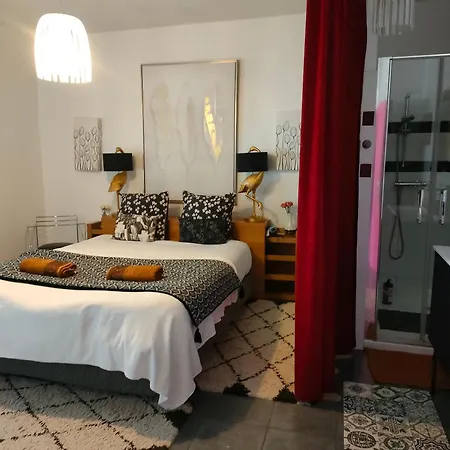 فندق مبيت وإفطار La 27, Proche Gare Et Centre *